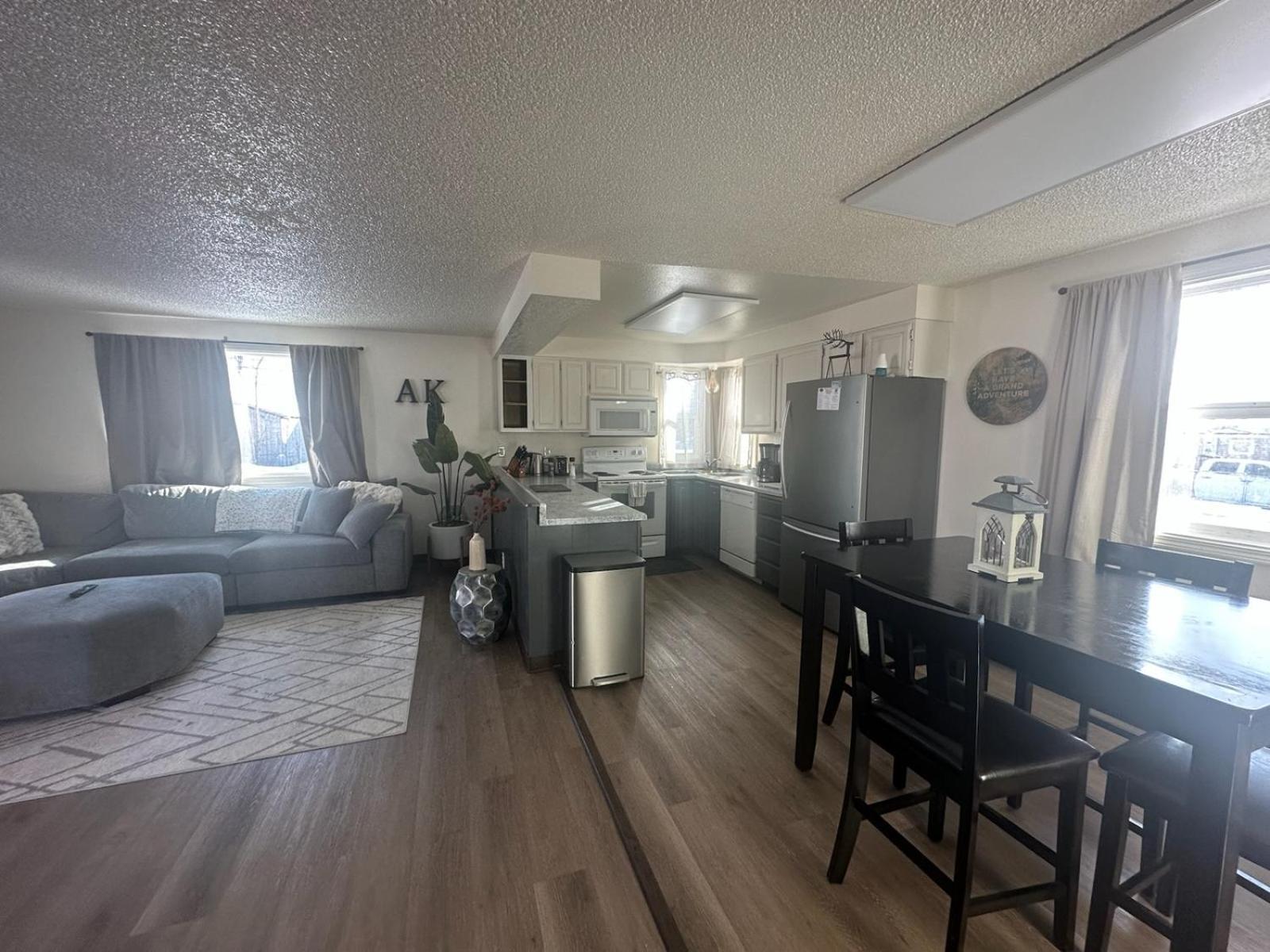 Newly Remodeled Relaxing Stay Near Downtown 费尔班克斯 外观 照片